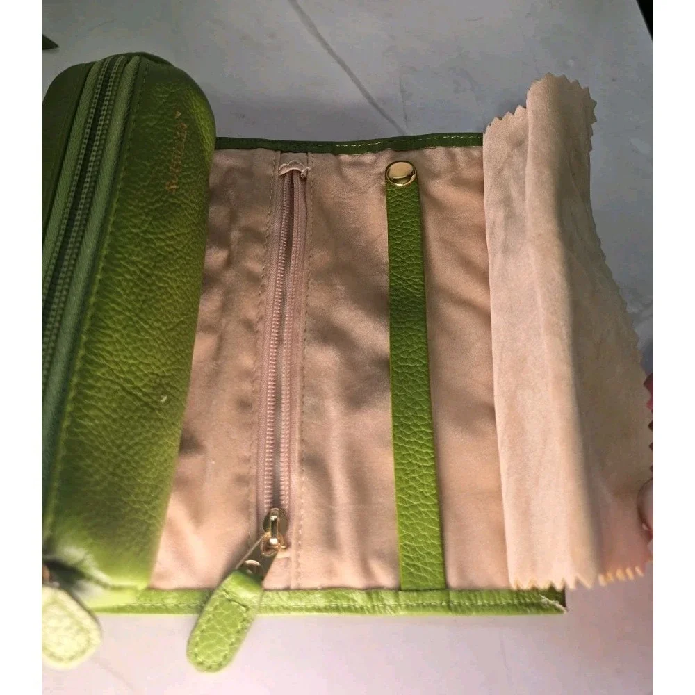 Rowallan Leather Jewelery Travel Case Olive Green With Tie For Travel